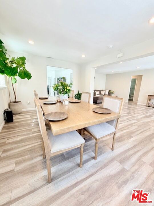 2940 Live Oak Street, Huntington Park CA: https://media.crmls.org/mediaz/87c48888-d697-4b4e-947c-db012aa93ac3.jpg