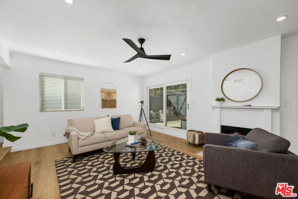 5539 S La Cienega Boulevard #7A