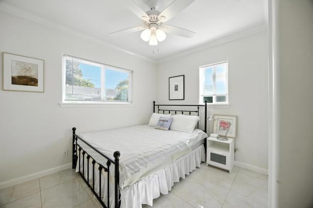1097 10th Avenue, Redwood City CA: https://media.crmls.org/mediaz/87c519cd-576e-4eb8-9441-be57659d4579.jpg