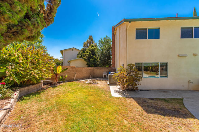 1589 N Alva Circle, Simi Valley CA: https://media.crmls.org/mediaz/87c58812-4e00-4b87-ab97-ad7f48b7f954.jpg