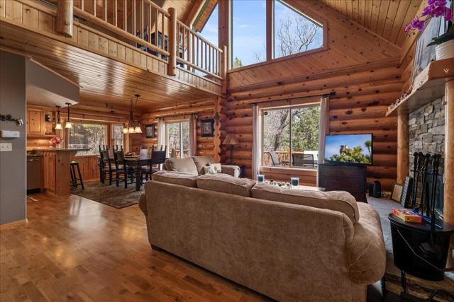 1614 S Colusa Drive, Big Bear CA: https://media.crmls.org/mediaz/87c5d848-585e-46ac-be1f-6f3d4989e329.jpg