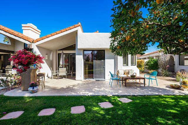 78038 Calle Norte, La Quinta CA: https://media.crmls.org/mediaz/87c5ec64-3733-46dd-9559-b3241635dff3.jpg