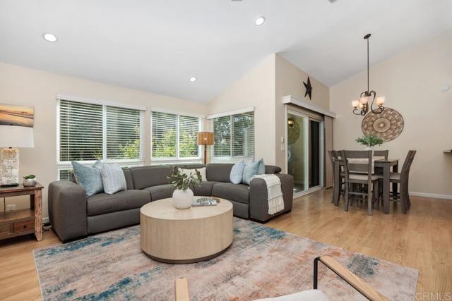 Detail Gallery Image 9 of 42 For 1715 Kennington Rd, Encinitas,  CA 92024 - 3 Beds | 2 Baths