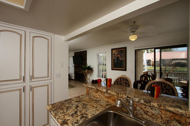 Image 17 of 47 For 43376 Cook Street 91