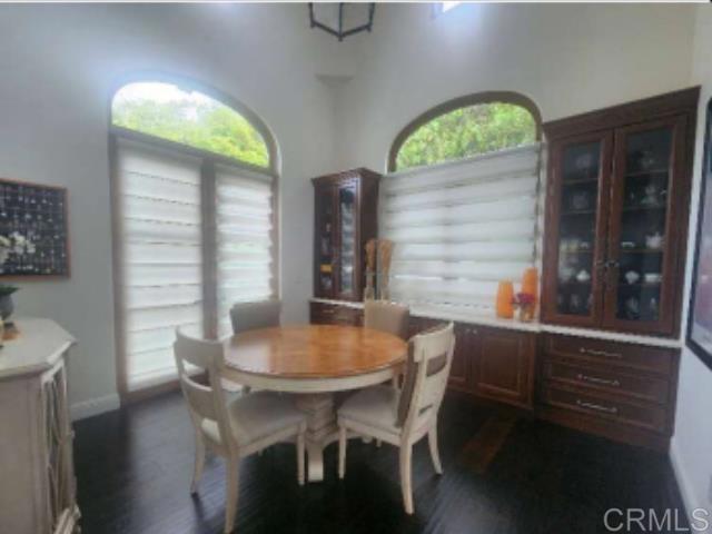 Detail Gallery Image 8 of 21 For 6540 El Camino Del Teatro, La Jolla,  CA 92037 - 5 Beds | 6 Baths