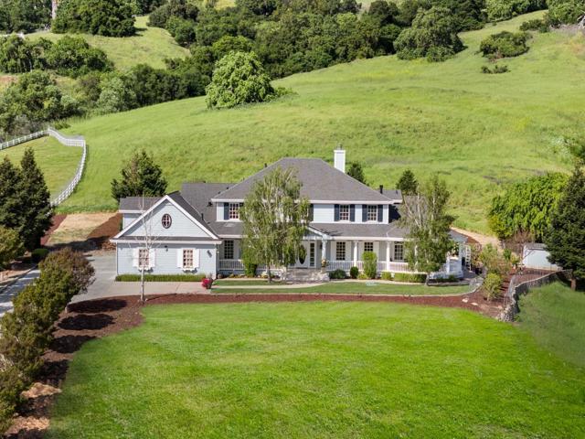 9560 Via Del Oro, Gilroy CA: https://media.crmls.org/mediaz/87c84139-004a-4cb6-9e5d-1ef775524253.jpg