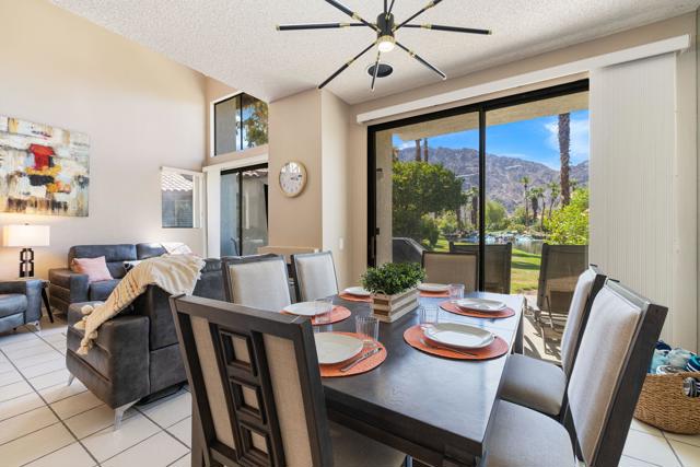 79822 Olympia Fields, La Quinta CA: https://media.crmls.org/mediaz/87c928a5-170e-4f4b-a71f-b3ad0581fa2f.jpg