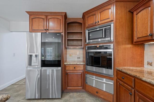 961 Alder Street, Hollister CA: https://media.crmls.org/mediaz/87cbea16-c9c1-45b3-8f0f-1bc0d179e000.jpg