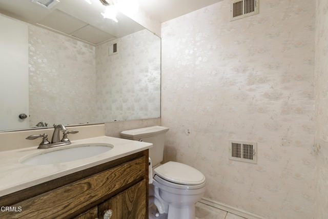 5991 Canon Court, Ventura CA: https://media.crmls.org/mediaz/87cbf4e3-2964-48a1-821b-472d294562b6.jpg