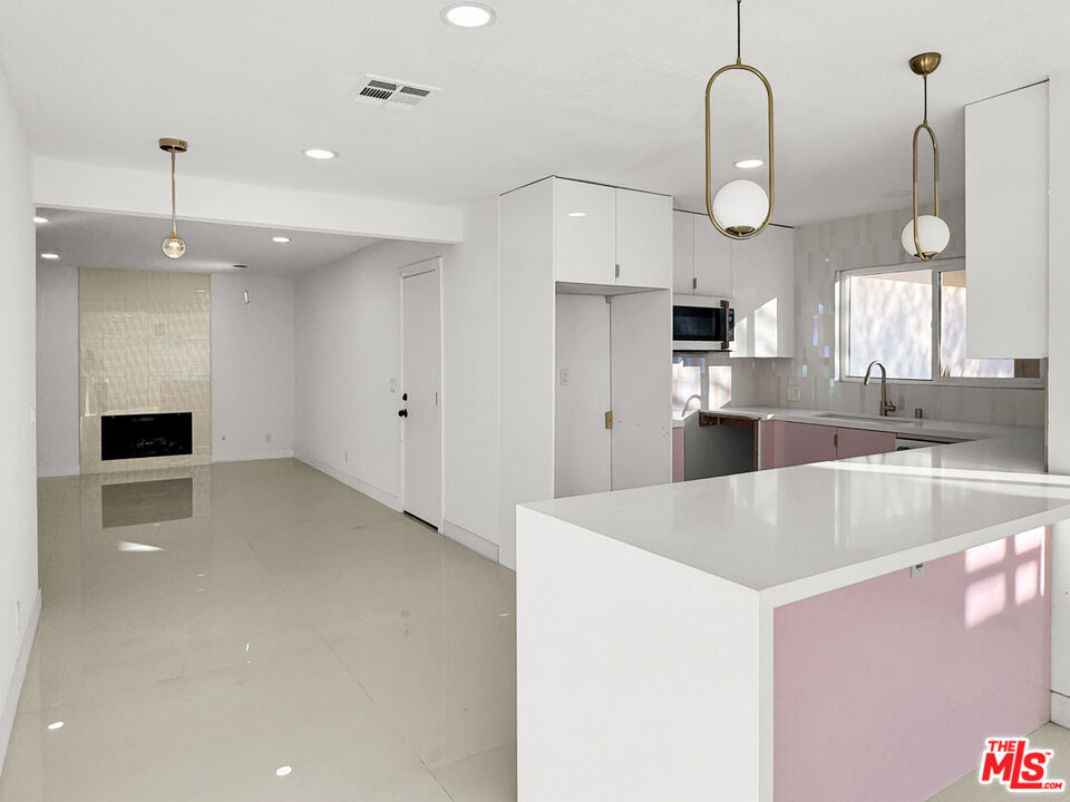 MLS #25617087 image #16