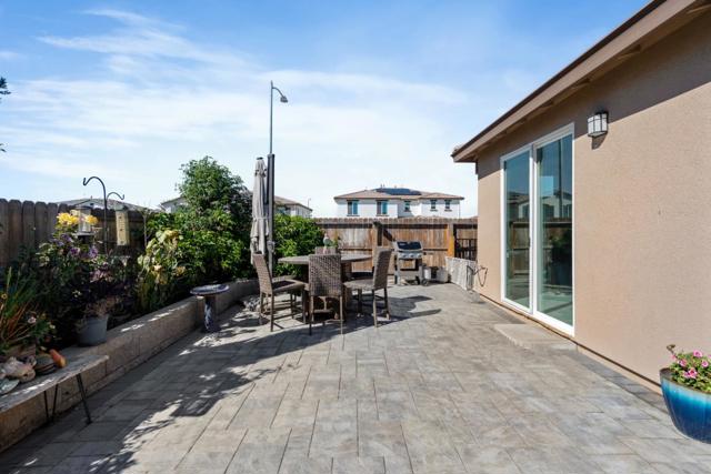 2141 Wildflower Drive, Hollister CA: https://media.crmls.org/mediaz/87ccf53c-0547-49df-8dc2-bb45bfd57690.jpg