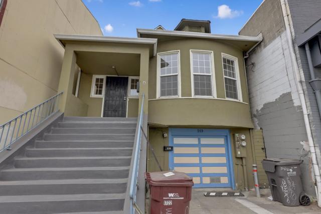 213 7th Street, Oakland CA: https://media.crmls.org/mediaz/87cd60cc-f190-4b1f-88da-228640a3ceb2.jpg