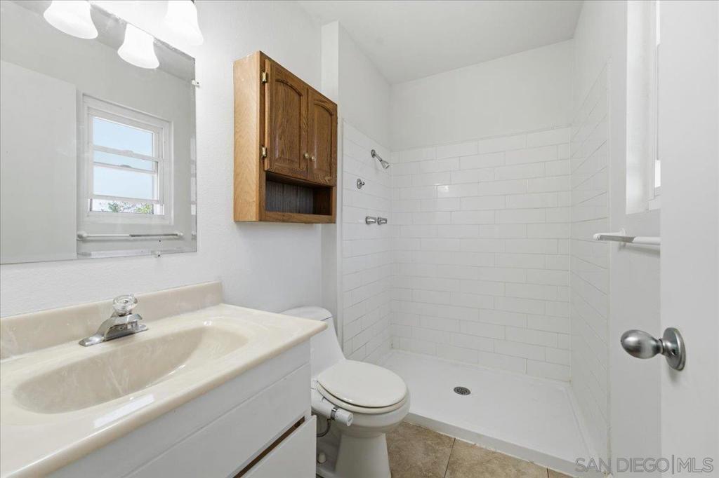 8737 Jade Coast Dr - photo 18