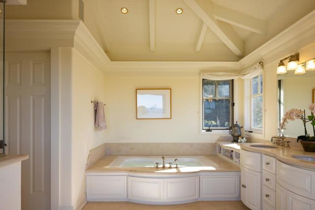 72 Fern Canyon Road, Carmel CA: https://media.crmls.org/mediaz/87ce9b68-12c3-451e-90c4-b8c7860678f3.jpg
