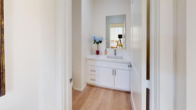 31105 Avenida La Gaviota, Cathedral City CA: https://media.crmls.org/mediaz/87cf85b0-be8a-4b36-85ce-24eb5854493d.jpg
