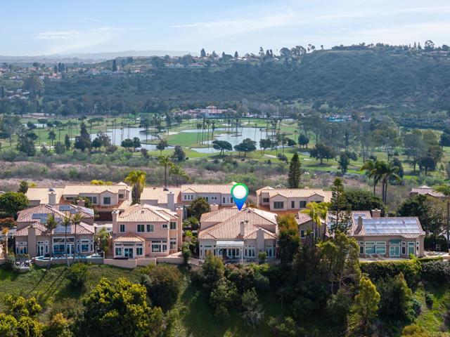14730 Caminito Porta Delgada, Del Mar CA: https://media.crmls.org/mediaz/87cf94e5-20a9-4090-853e-b70263852afc.jpg