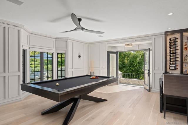 16770 Via De Los Rosales, Rancho Santa Fe CA: https://media.crmls.org/mediaz/87cfabf3-2013-4827-8dd6-8b9e6b7ba57d.jpg
