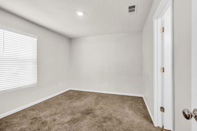 274 White Rim Court, Merced CA: https://media.crmls.org/mediaz/87d01793-3e11-4667-9ffb-a1142c7847e4.jpg
