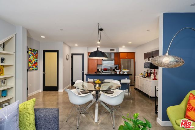 2 Bed Home for Sale in Los Angeles, California