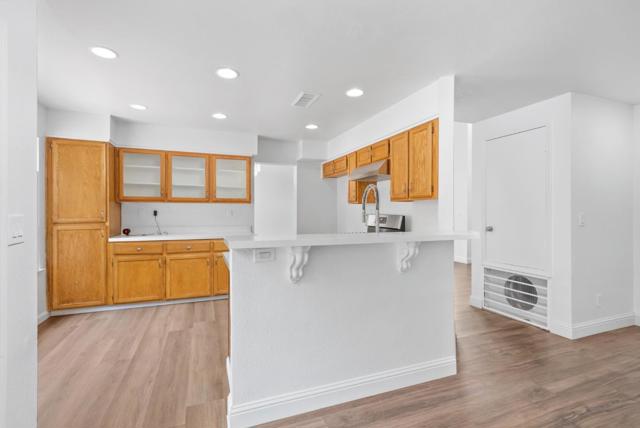 330 Carousel Drive, Vallejo CA: https://media.crmls.org/mediaz/87d0ff6d-600f-436c-810e-9e501c22f084.jpg