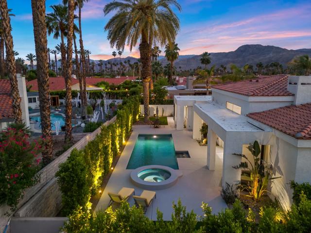 49 Mission Palms E Drive, Rancho Mirage CA: https://media.crmls.org/mediaz/87d32b70-1b19-4513-9196-95ccc7c9a12a.jpg