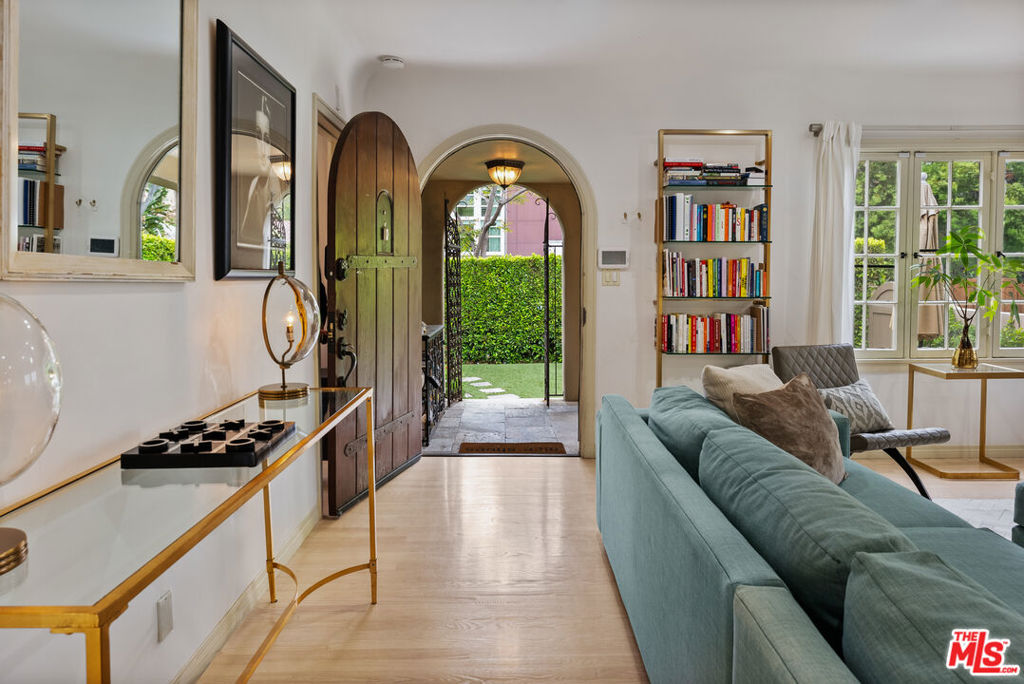 708 Westbourne Drive