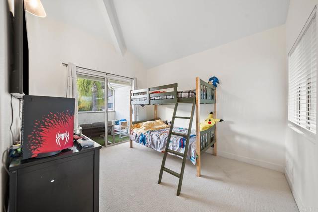 Detail Gallery Image 15 of 39 For 3863 Settineri Ln, Spring Valley,  CA 91977 - 3 Beds | 2/1 Baths