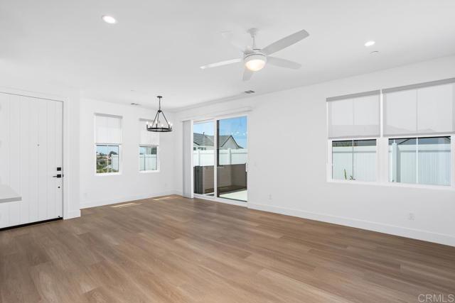 1200 Stonemark Place, Vista CA: https://media.crmls.org/mediaz/87d3a8fd-12a2-44b0-af0e-5c426e56fe3f.jpg