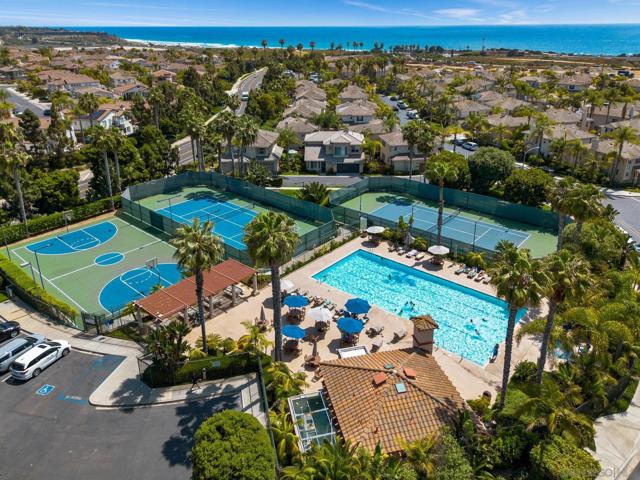 616 Marlin Ln, Carlsbad CA: https://media.crmls.org/mediaz/87d4715e-026b-485d-a068-97f97c9be8f4.jpg