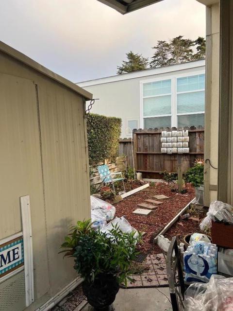 356 Reservation Road, Marina CA: https://media.crmls.org/mediaz/87d4a7c3-7684-4581-b6eb-73d524ab0847.jpg