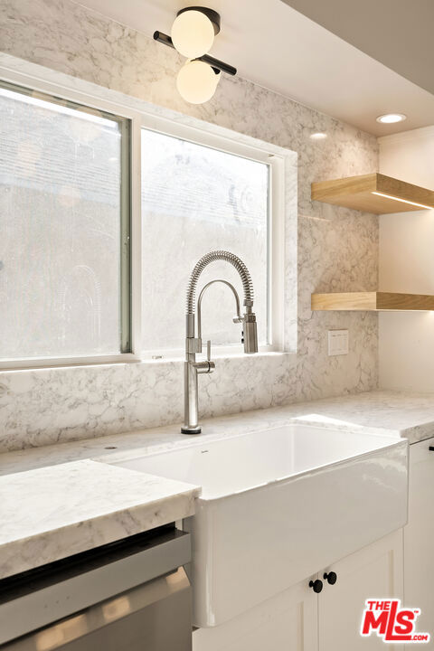 1558 W 47th Street, Los Angeles CA: https://media.crmls.org/mediaz/87d51d17-c2f5-4511-b9aa-da5b02b84207.jpg