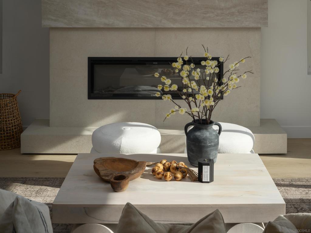 MLS #250034256SD img 8