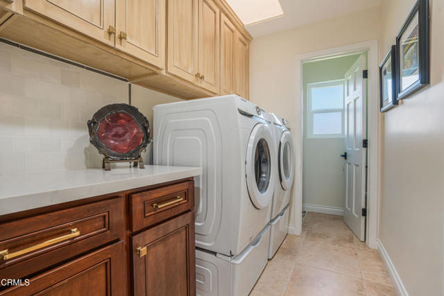 Detail Gallery Image 41 of 75 For 6065 Cielo Vista Ct, Camarillo,  CA 93012 - 6 Beds | 2/1 Baths