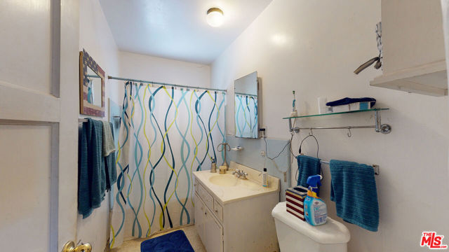 1321 North Screenland Drive photo 8