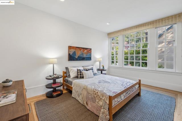 2671 Shasta Rd, Berkeley CA: https://media.crmls.org/mediaz/87d6b07d-77ba-43e4-a694-2a75c4a6c161.jpg