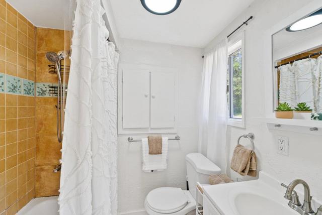 230 Riverview, Boulder Creek CA: https://media.crmls.org/mediaz/87d78164-88cc-404b-bb19-5674fee0e86b.jpg