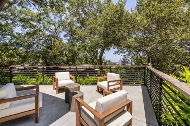 138 Bolivar Lane, Portola Valley CA: https://media.crmls.org/mediaz/87d7f61c-f981-46d4-b2d2-650b2e9c58a1.jpg