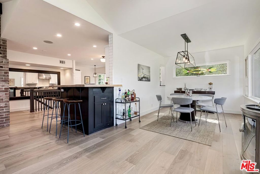 3983 Sunswept DriveStudio City img 15