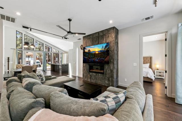 1169 Stockton Avenue, South Lake Tahoe CA: https://media.crmls.org/mediaz/87d9036a-de4d-4a5d-a1f0-efaf2cb7c695.jpg