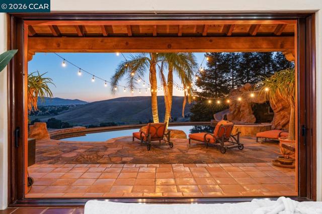 Image 13 of 60 For 1615 Lawrence Rd