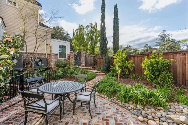 17930 Vineland Avenue, Monte Sereno CA: https://media.crmls.org/mediaz/87d9c155-8ef8-49be-8dfb-fa5baa7e332d.jpg
