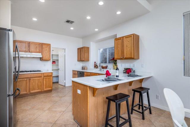79030 Ladera Drive, La Quinta CA: https://media.crmls.org/mediaz/87dab311-066d-4d3a-9671-ec76c5ae4e21.jpg