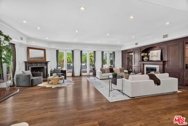 4 Bed Home for Sale in Los Angeles, California