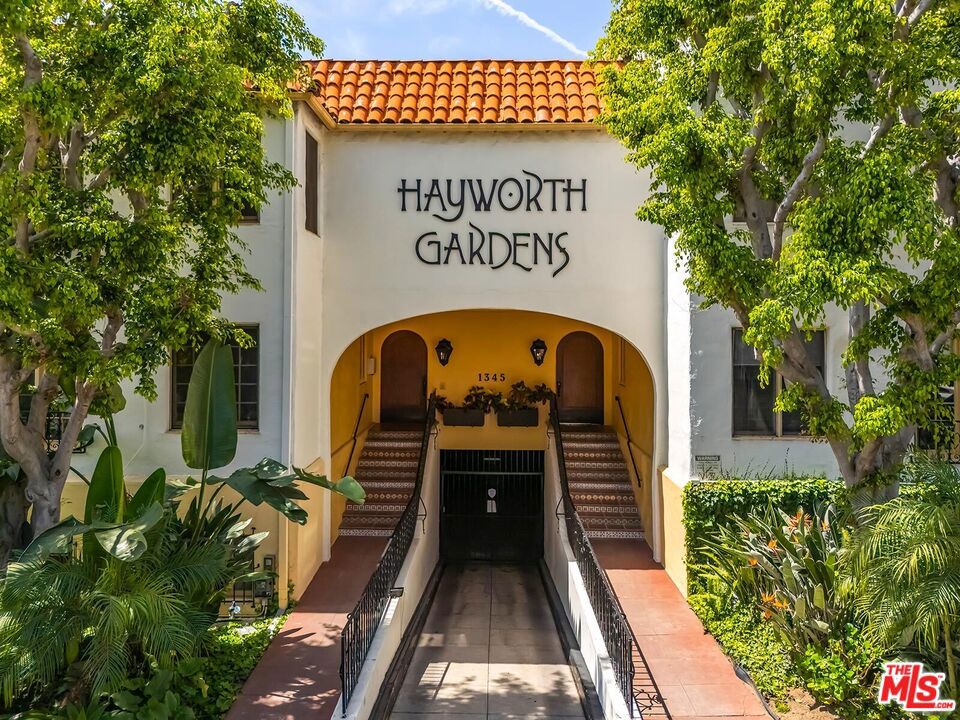 1345 N Hayworth Avenue #5