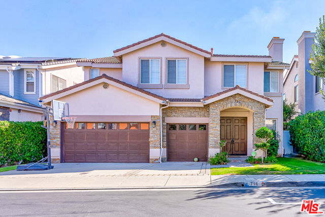 716 Amy Lane, Redondo Beach, California 90278, 5 Bedrooms Bedrooms, ,5 BathroomsBathrooms,Residential,Sold,Amy,25616341