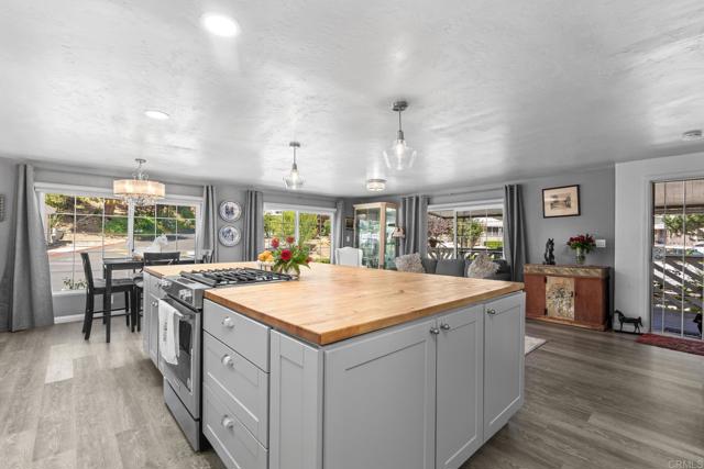 Detail Gallery Image 9 of 34 For 28890 Lilac Rd #184,  Valley Center,  CA 92082 - 2 Beds | 2 Baths
