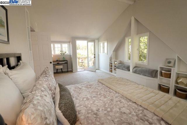 828 Everett Ave, Oakland CA: https://media.crmls.org/mediaz/87dcbb69-6f66-4368-92ab-47393f5b7c89.jpg