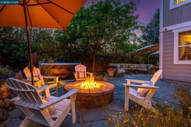 104 Silva Ct, Martinez CA: https://media.crmls.org/mediaz/87dd2c3d-3143-4252-b76d-54b1244b8a8f.jpg