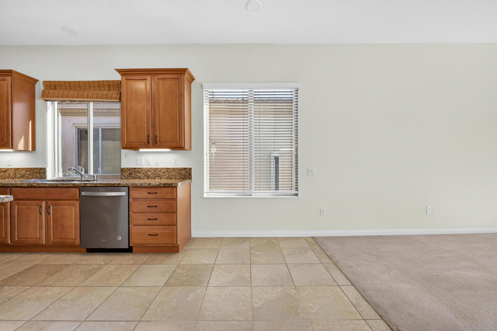 MLS #219139931DA image #6