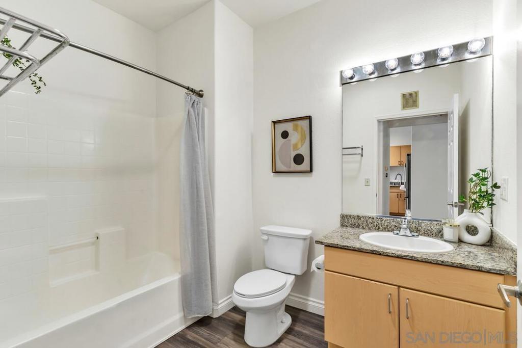 1643 6th Ave. - photo 18